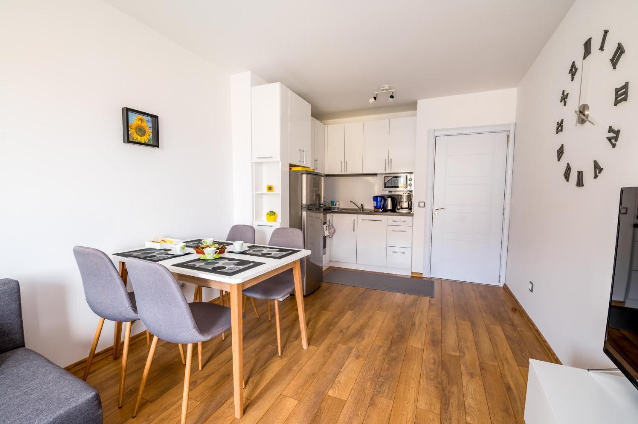 City View Apartment With 2 Bedrooms And Free Garage Blagoevgrad Exteriör bild